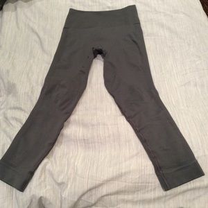 Lululemon zone in crops